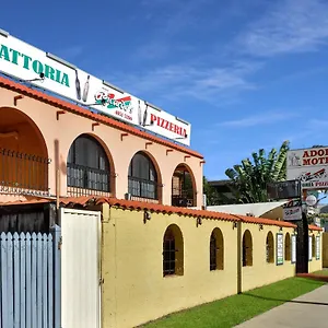 Motel Adobe, Cairns